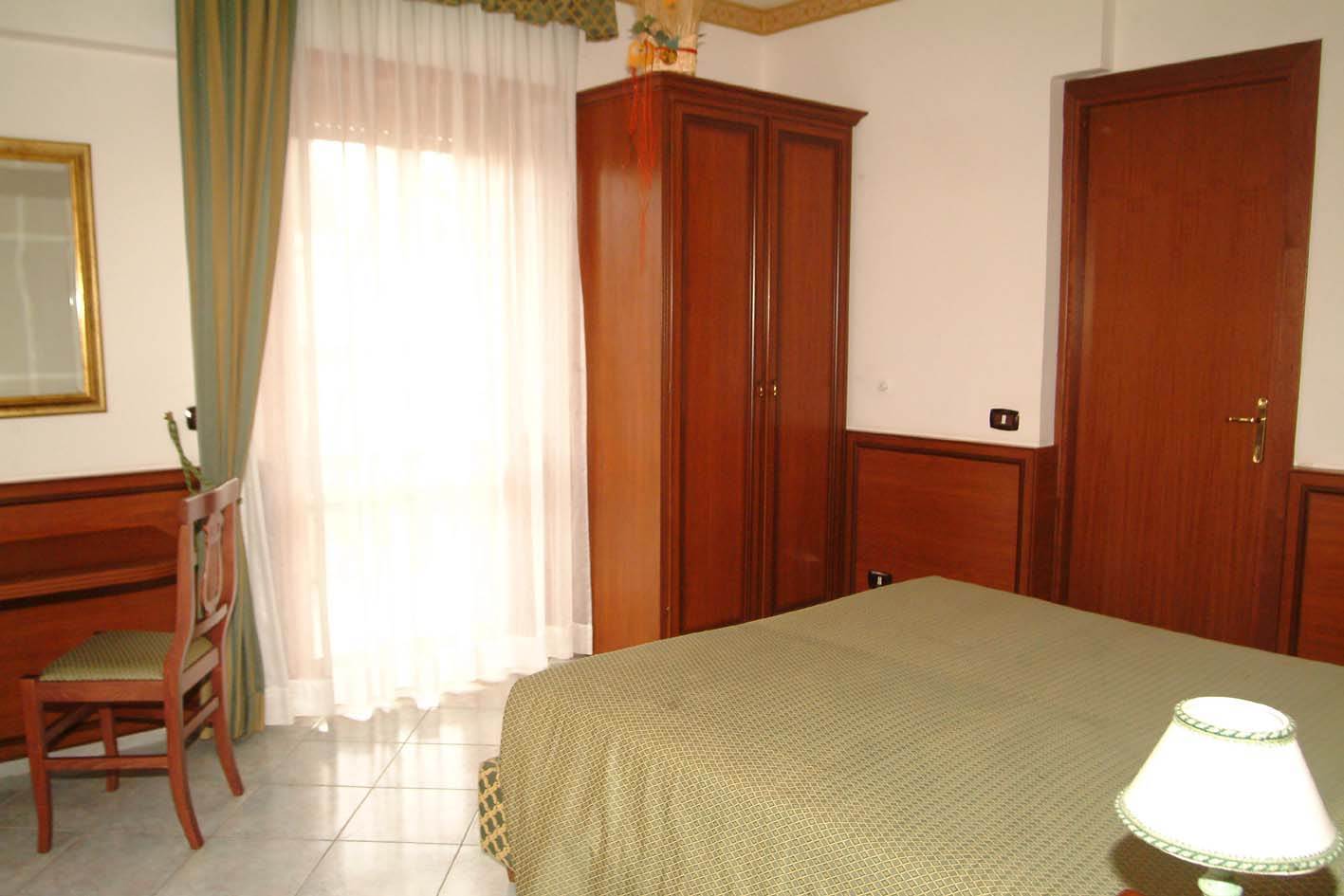 Hotel Octavia Рим Екстериор снимка
