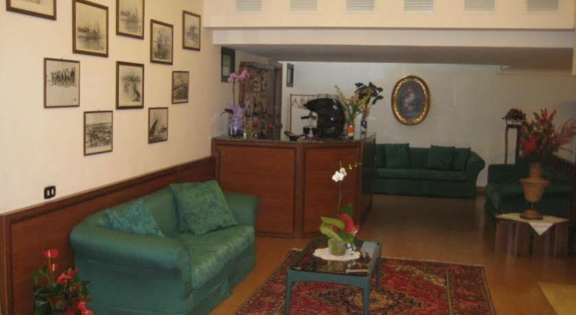 Hotel Octavia Рим Екстериор снимка